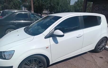 Chevrolet Aveo III, 2013 год, 850 000 рублей, 4 фотография