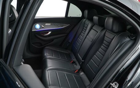 Mercedes-Benz E-Класс, 2021 год, 4 877 077 рублей, 9 фотография