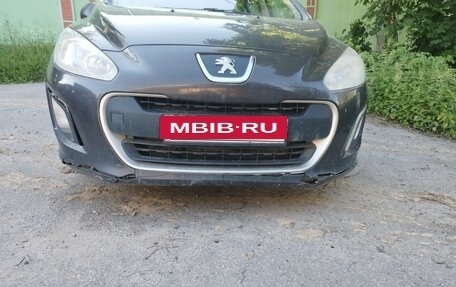 Peugeot 308 II, 2012 год, 290 000 рублей, 2 фотография