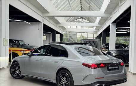 Mercedes-Benz E-Класс, 2026 год, 10 290 000 рублей, 4 фотография