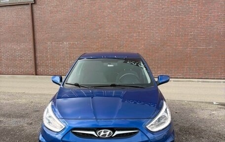Hyundai Solaris II рестайлинг, 2013 год, 700 000 рублей, 1 фотография