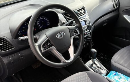 Hyundai Solaris II рестайлинг, 2013 год, 700 000 рублей, 10 фотография