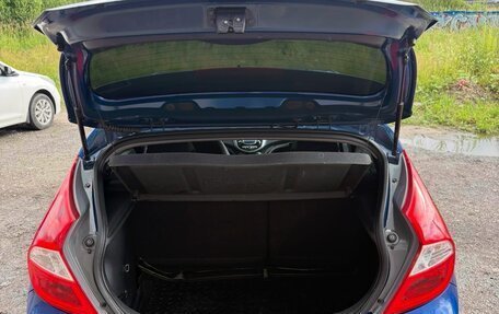 Hyundai Solaris II рестайлинг, 2013 год, 700 000 рублей, 11 фотография