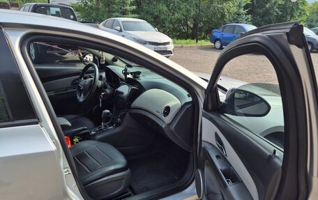 Chevrolet Cruze II, 2010 год, 600 000 рублей, 8 фотография