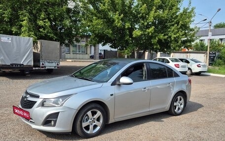 Chevrolet Cruze II, 2010 год, 600 000 рублей, 13 фотография