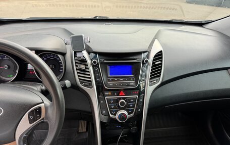 Hyundai i30 II рестайлинг, 2013 год, 1 200 000 рублей, 24 фотография