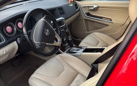 Volvo S60 III, 2011 год, 990 000 рублей, 3 фотография