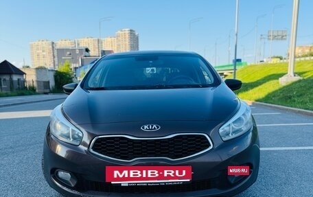 KIA cee'd III, 2014 год, 990 000 рублей, 11 фотография