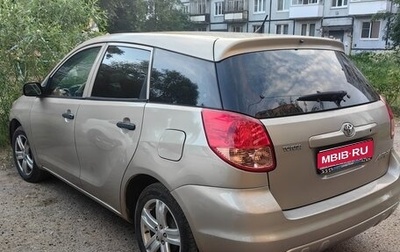 Toyota Matrix, 2003 год, 750 000 рублей, 1 фотография