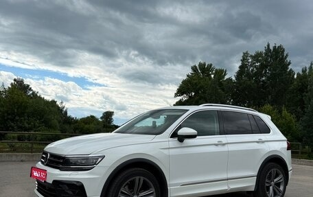 Volkswagen Tiguan II, 2019 год, 3 400 000 рублей, 1 фотография