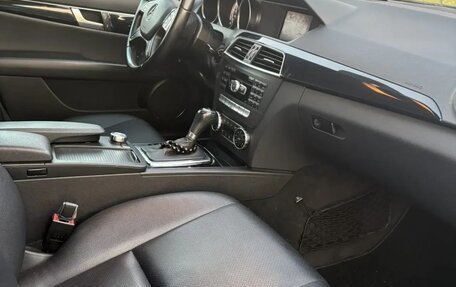 Mercedes-Benz C-Класс, 2012 год, 1 500 000 рублей, 2 фотография