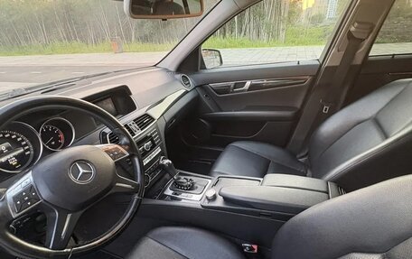 Mercedes-Benz C-Класс, 2012 год, 1 500 000 рублей, 13 фотография