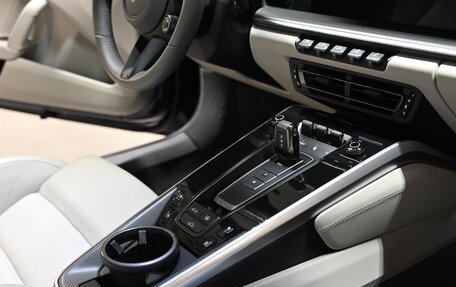 Porsche 911, 2019 год, 12 000 000 рублей, 18 фотография
