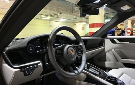 Porsche 911, 2019 год, 12 000 000 рублей, 19 фотография