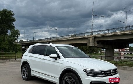 Volkswagen Tiguan II, 2019 год, 3 400 000 рублей, 5 фотография