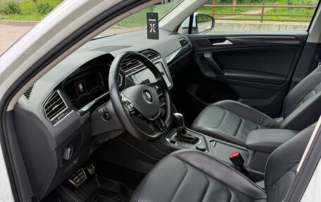Volkswagen Tiguan II, 2019 год, 3 400 000 рублей, 19 фотография