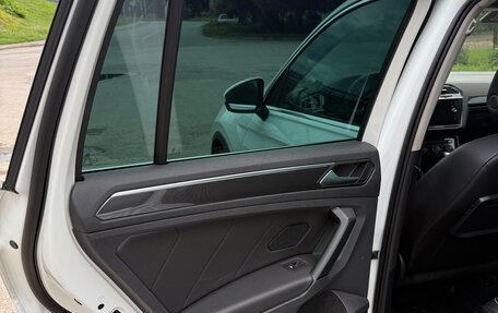 Volkswagen Tiguan II, 2019 год, 3 400 000 рублей, 14 фотография