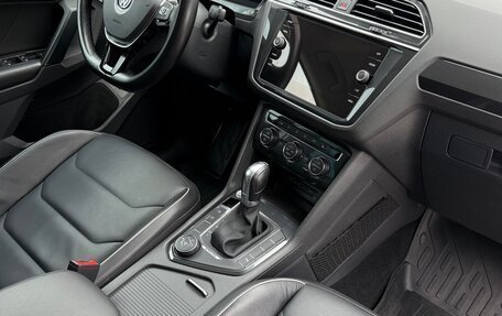 Volkswagen Tiguan II, 2019 год, 3 400 000 рублей, 25 фотография