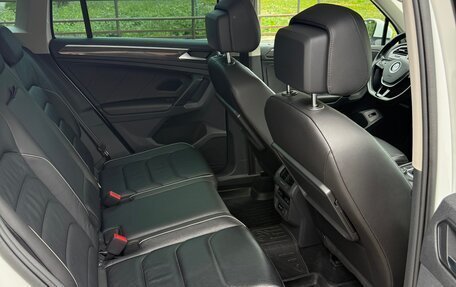 Volkswagen Tiguan II, 2019 год, 3 400 000 рублей, 27 фотография