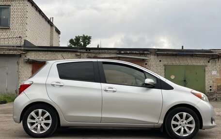 Toyota Yaris III рестайлинг, 2012 год, 1 100 000 рублей, 7 фотография