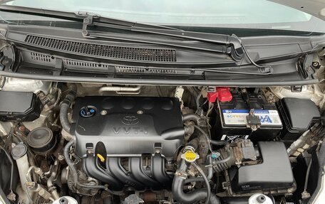 Toyota Yaris III рестайлинг, 2012 год, 1 100 000 рублей, 10 фотография