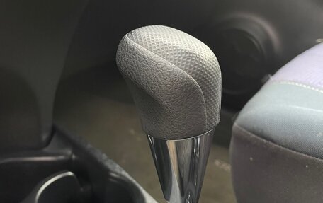 Toyota Yaris III рестайлинг, 2012 год, 1 100 000 рублей, 20 фотография