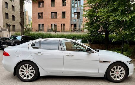 Jaguar XE I рестайлинг, 2018 год, 2 169 000 рублей, 3 фотография