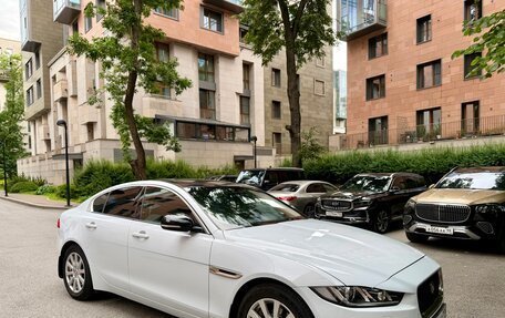 Jaguar XE I рестайлинг, 2018 год, 2 169 000 рублей, 8 фотография