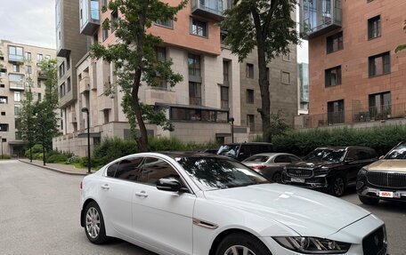 Jaguar XE I рестайлинг, 2018 год, 2 169 000 рублей, 2 фотография