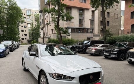 Jaguar XE I рестайлинг, 2018 год, 2 169 000 рублей, 5 фотография