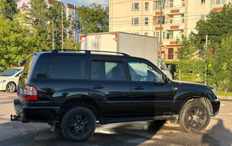 Toyota Land Cruiser 100 рестайлинг 2, 2005 год, 1 750 000 рублей, 10 фотография