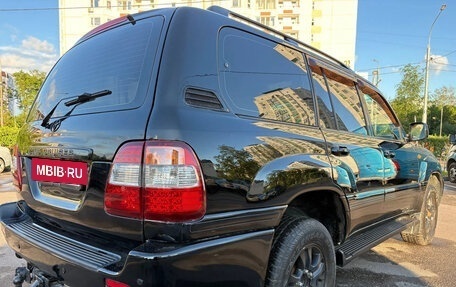 Toyota Land Cruiser 100 рестайлинг 2, 2005 год, 1 750 000 рублей, 3 фотография