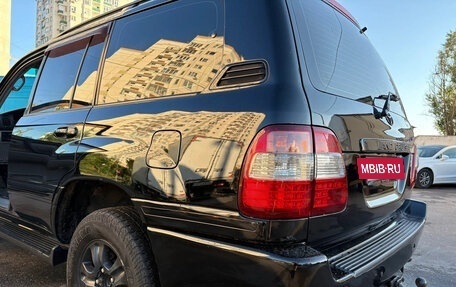 Toyota Land Cruiser 100 рестайлинг 2, 2005 год, 1 750 000 рублей, 4 фотография