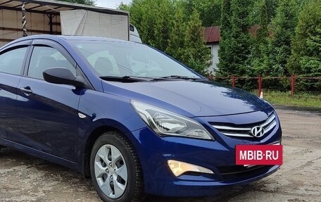 Hyundai Solaris II рестайлинг, 2016 год, 800 000 рублей, 3 фотография