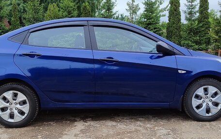 Hyundai Solaris II рестайлинг, 2016 год, 800 000 рублей, 10 фотография