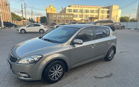 KIA cee'd I рестайлинг, 2011 год, 600 000 рублей, 1 фотография