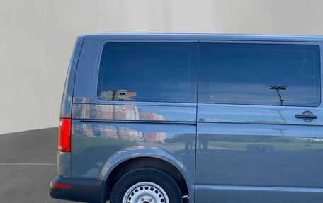 Volkswagen Caravelle T6 рестайлинг, 2019 год, 2 650 000 рублей, 5 фотография