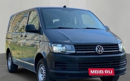 Volkswagen Caravelle T6 рестайлинг, 2019 год, 2 650 000 рублей, 4 фотография