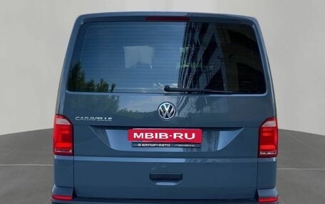 Volkswagen Caravelle T6 рестайлинг, 2019 год, 2 650 000 рублей, 7 фотография