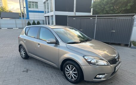 KIA cee'd I рестайлинг, 2011 год, 600 000 рублей, 3 фотография