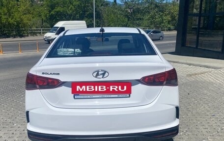 Hyundai Solaris II рестайлинг, 2021 год, 1 500 000 рублей, 4 фотография