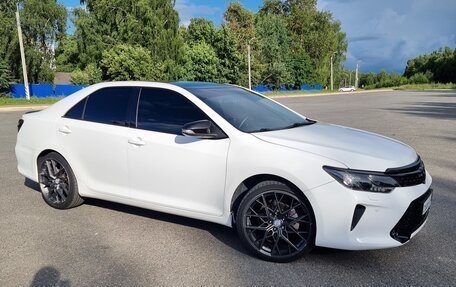 Toyota Camry, 2016 год, 2 450 000 рублей, 9 фотография