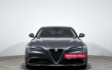 Alfa Romeo Giulia II, 2018 год, 3 300 000 рублей, 2 фотография