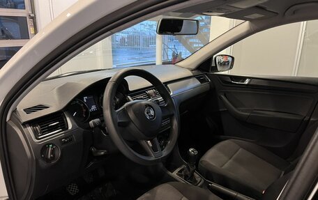 Skoda Rapid I, 2018 год, 1 214 000 рублей, 19 фотография
