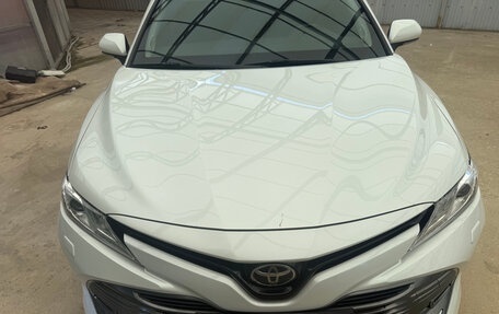 Toyota Camry, 2018 год, 2 500 000 рублей, 1 фотография