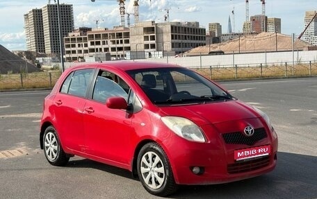 Toyota Yaris III рестайлинг, 2008 год, 500 000 рублей, 1 фотография