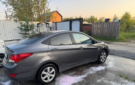 Hyundai Solaris II рестайлинг, 2011 год, 650 000 рублей, 2 фотография