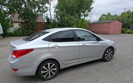 Hyundai Solaris II рестайлинг, 2013 год, 600 000 рублей, 6 фотография