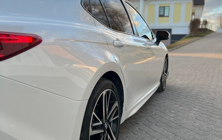 Toyota Camry, 2024 год, 3 630 000 рублей, 6 фотография