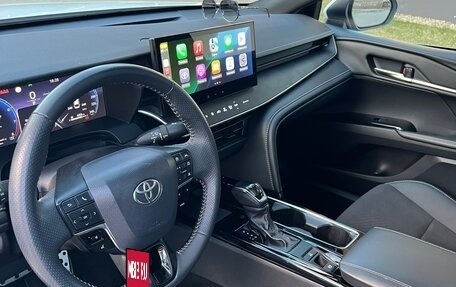 Toyota Camry, 2024 год, 3 630 000 рублей, 10 фотография